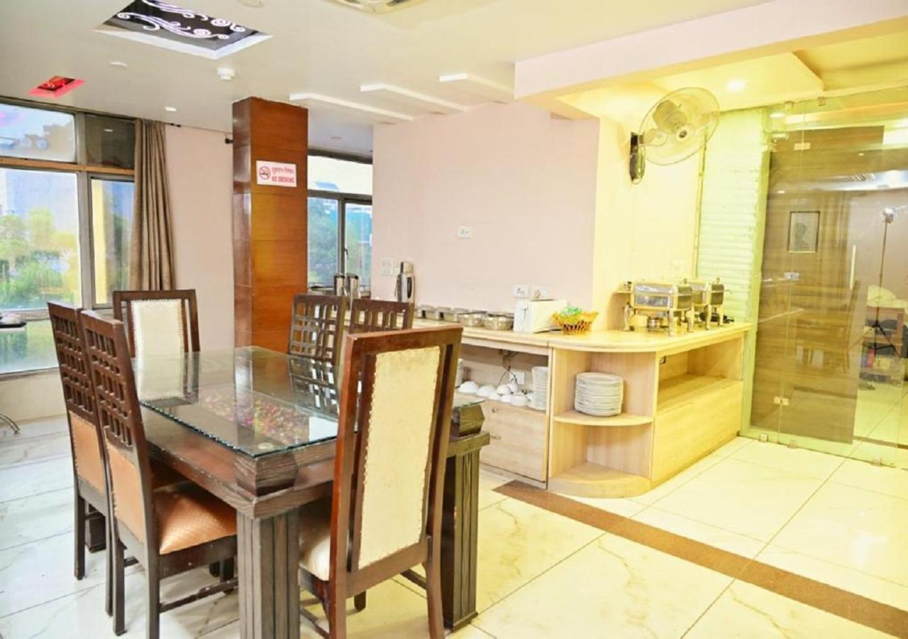 Glory Villa นิวเดลี ภายนอก รูปภาพ